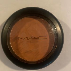 MAC Brand new never swiped powder blush